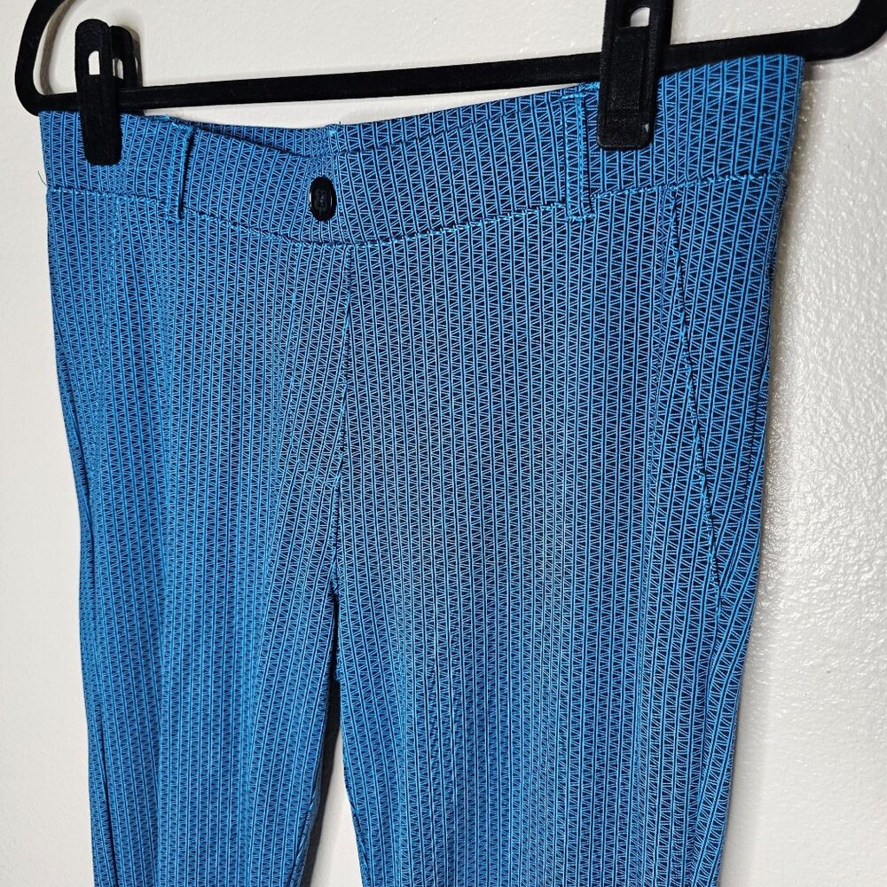⭐️Betabrand M Blue Patterned Two Pocket Straight Leg Yoga Stretch Dress Pants - Picture 2 of 6
